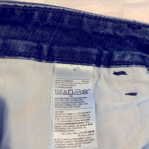Old Navy jeans - Picture 4 of 4